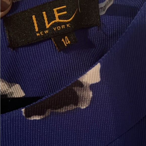 Bright Floral Dress - Picture 2 of 3